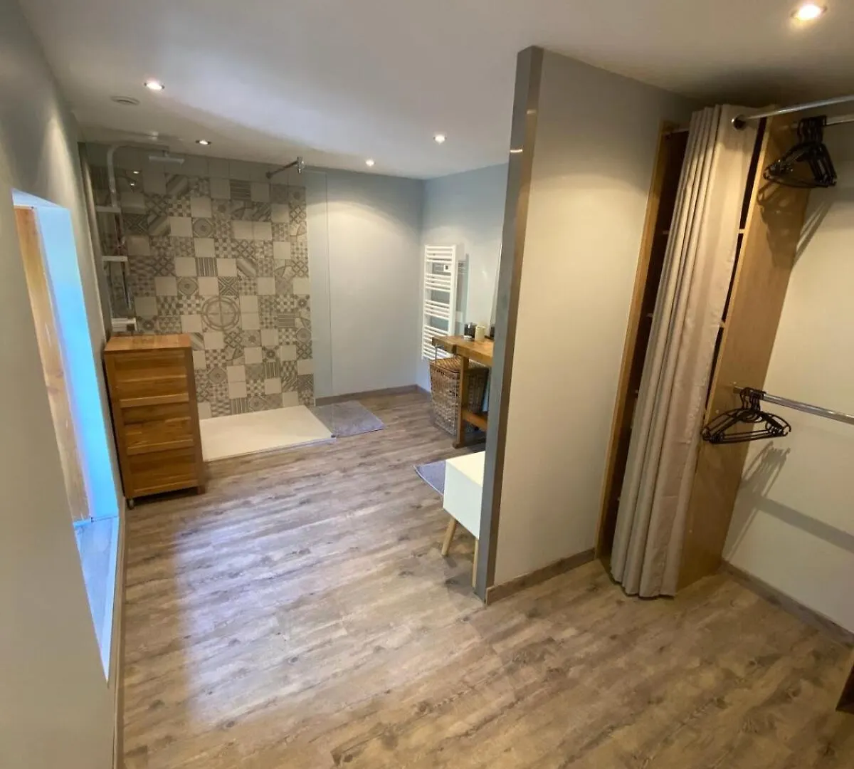 Belle Maison En Pierre Avec Piscine Ucel Hébergement de vacances