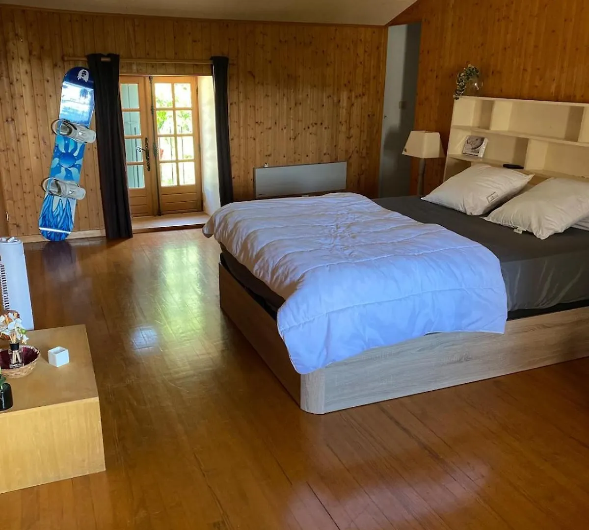 Belle Maison En Pierre Avec Piscine Ucel Hébergement de vacances